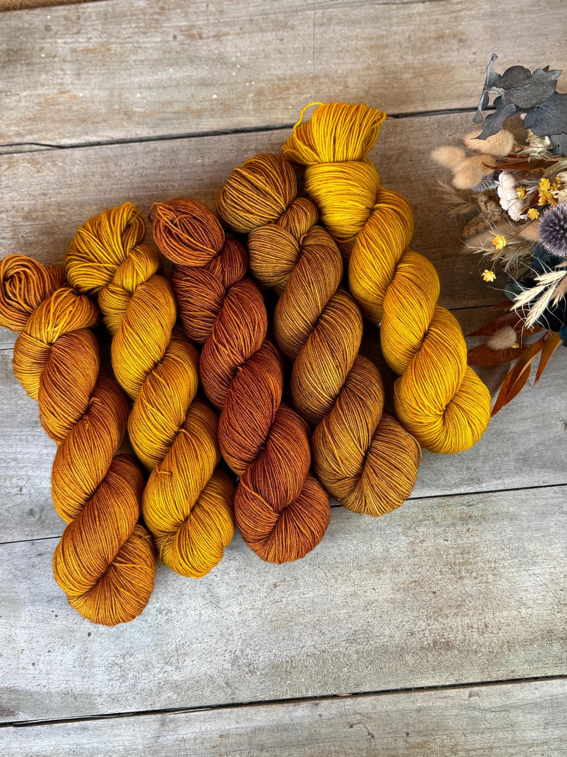 Laine teinte à la main Élouan Fingering Mérinos ou Mérinos nylon ou DK Mérinos ou Lace Mohair et soie