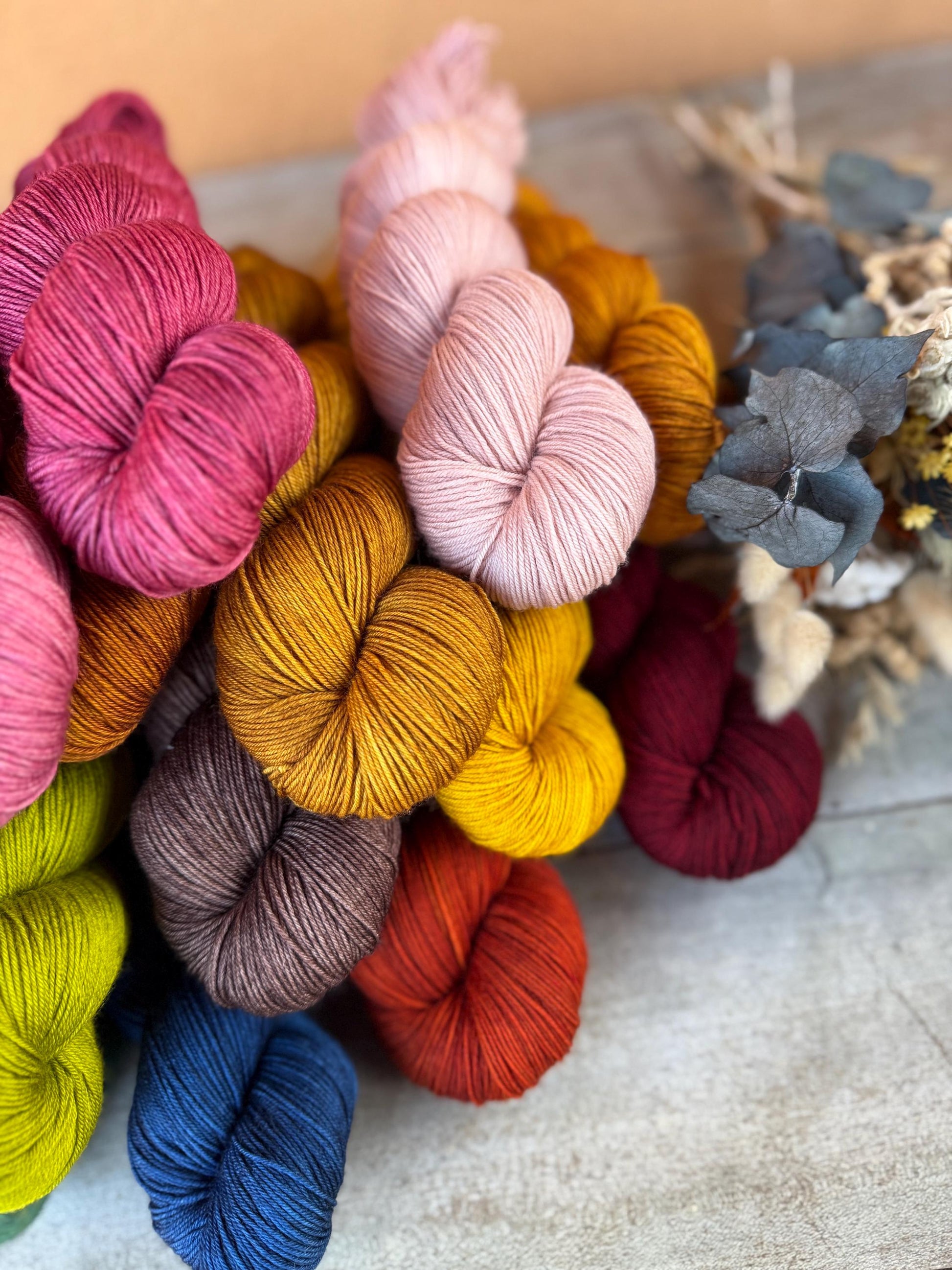 Laine teinte à la main Adam Fingering Mérinos ou Mérinos nylon ou DK Mérinos ou Lace Mohair et soie