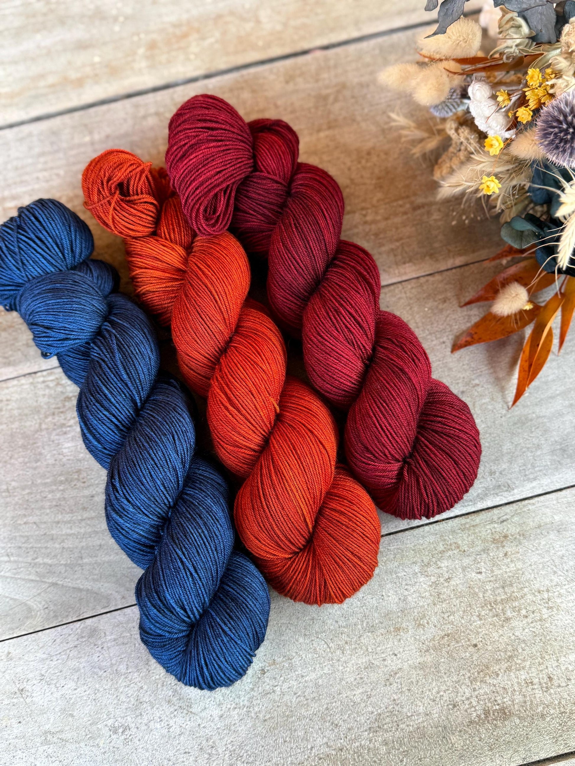 Laine teinte à la main Ruben Fingering Mérinos ou Mérinos nylon ou DK Mérinos ou Lace Mohair et soie