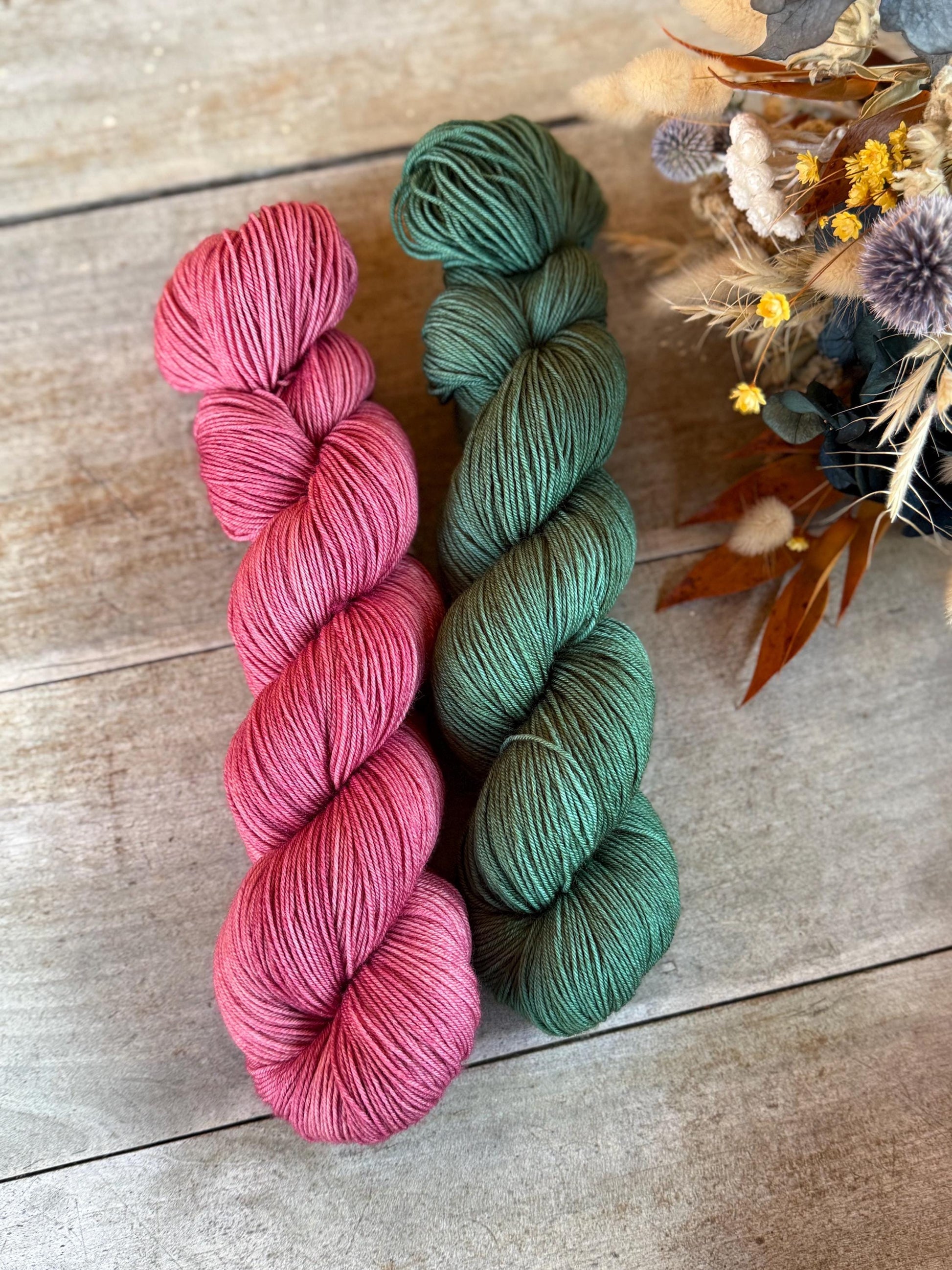 Laine teinte à la main Vartan  Fingering Mérinos ou Mérinos nylon ou DK Mérinos ou Lace Mohair et soie