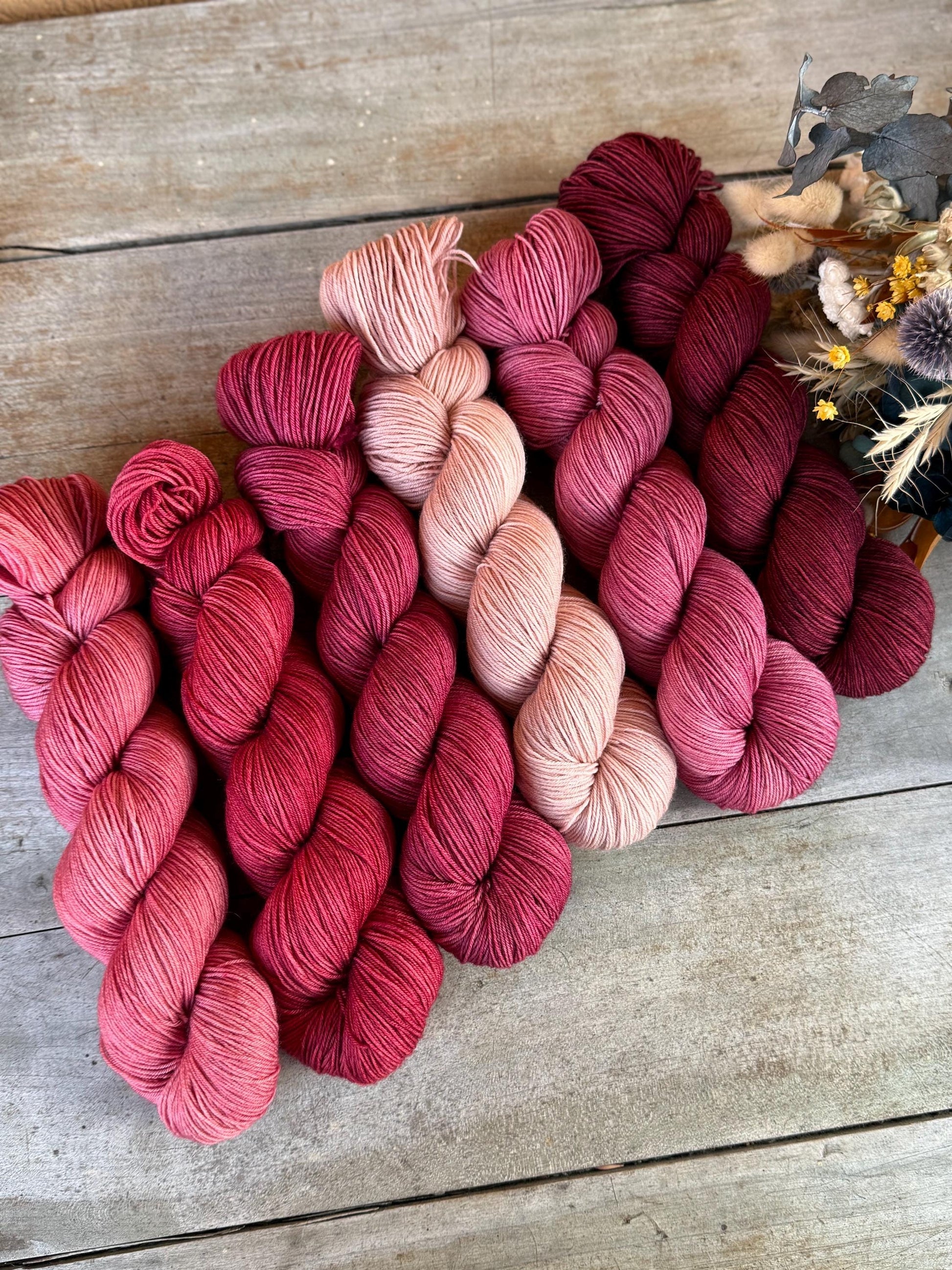 Laine teinte à la main Vartan  Fingering Mérinos ou Mérinos nylon ou DK Mérinos ou Lace Mohair et soie